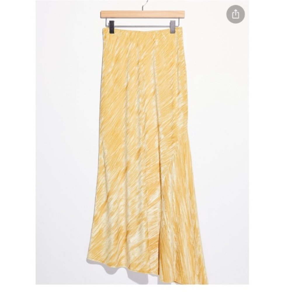 FREE PEOPLE Golden Noa Slip Skirt Size Medium - Picture 5 of 8